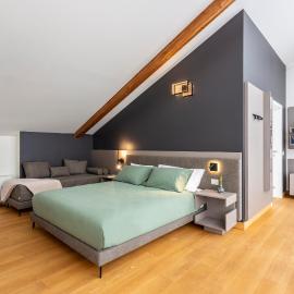 Habitat Guest House, hotel in Trento