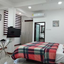 Van Der Salle, hotel i Accra