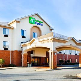 Holiday Inn Express Forest City by IHG, hotel Forest Cityben