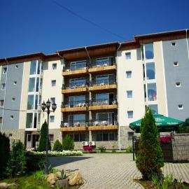 Hotel Monteoru โรงแรมในซาราตา-มอนโตรู