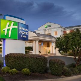 Holiday Inn Express & Suites Auburn - University Area by IHG, hotel en Auburn