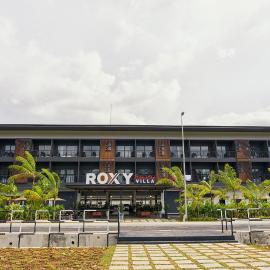 Roxy Sematan Villa & Townhouse、Sematanのホテル