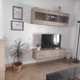 Casa nueva en Urbanización la Biznaga, Hotel in Sierra de Yeguas