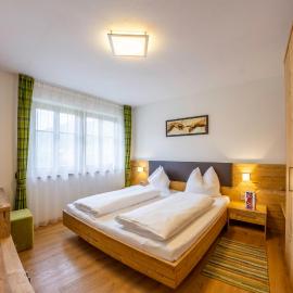 Hotel Garni Angerer, hotel em Lutago
