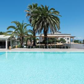 Anita, hotel Péramában
