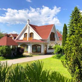 Aranybánya Panzió és Apartmanház, hotel in Telkibánya