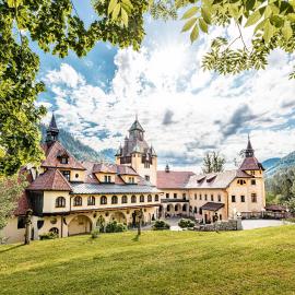 Naturhotel Schloss Kassegg, hotelli kohteessa Sankt Gallen