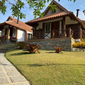Pousada das Bromélias, hotel i Ipiabas