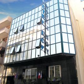 ROY Hotel, hotel em Atenas