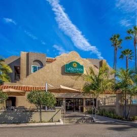 La Quinta by Wyndham Carlsbad - Legoland Area，卡爾斯巴德的飯店