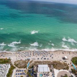 Lyfe Resort on Miami Hollywood BeachFront by MRA