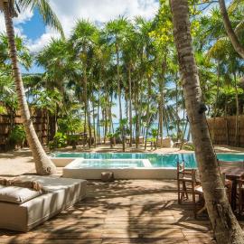 Privada Soliman Bay villa pets welcome!