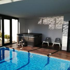 Casa ceca de la Playa y Barcelona, con piscina climatizada y jacuzzi