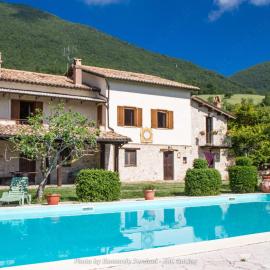 Agriturismo Santa Serena, hotell sihtkohas Cerreto di Spoleto