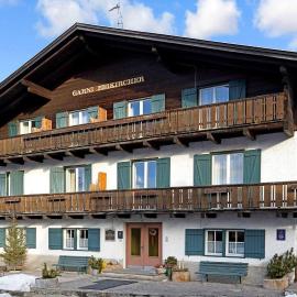 Residence krUma, hotell i Valdaora
