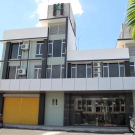 Labuk Hotel: Sandakan şehrinde bir otel