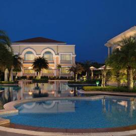 The Palms Town & Country Club - Resort