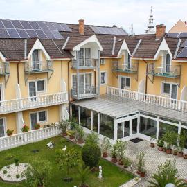 Lídia Hotel, hotel a Harkány