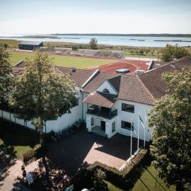 Staadioni Hotel, hotel u gradu Kuresare