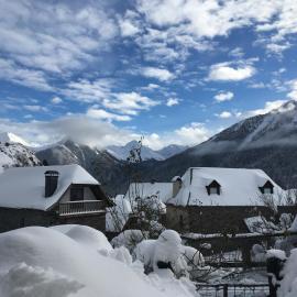 casa rural Dera Hont, hotel a Arrés