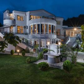 Вила Франк/Villa Frank, Hotel in Enina