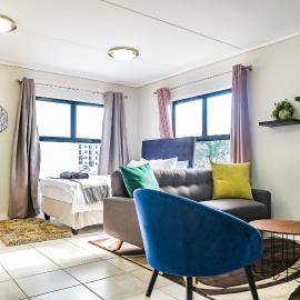 Insaka's 2 Greenlee Apartment - Greenlee Lifestyle Centre, Sandton