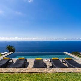 Villa Fauna Calheta Infinity Pool & Nature Views, hotel u gradu 'Prazeres'