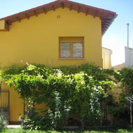 Casa Rural Casa Juli, hotel Arguedasban