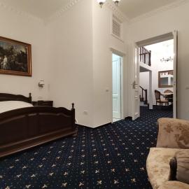 Weiss Little Palace, Hotel in Braşov