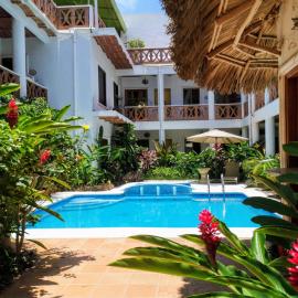 Hotelito Los Sueños, хотел в Саюлита