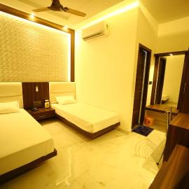 Hotel Byke Ride - Walkable from Agra Cantt Railway Station, hotel in Agra