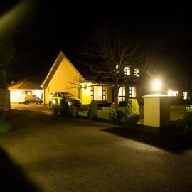 Hillview House، فندق في Lusk