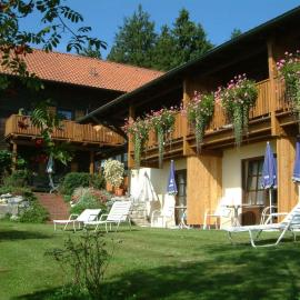Pension St. Georg mit Moststüberl, hotel a Bad Griesbach