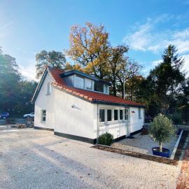 Cozy historical Cottage (Huisje HèHè), hotel a Wassenaar