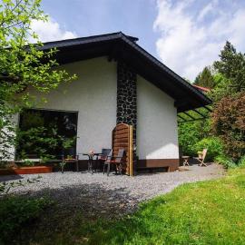 Ferienhaus Alicia, hotell i Hilders