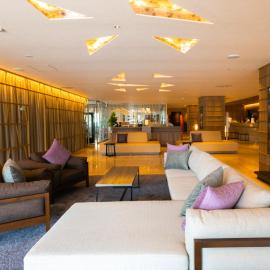 Maizuru Grand Hotel, хотел в Майдзуру