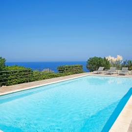 Le Saint Erasme, Hotel Eco Friendly, מלון בקאלבי