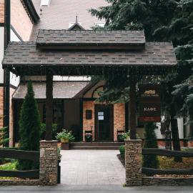 Zastava Uman, hotell i Umanʼ