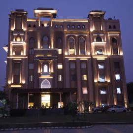 Geeta Sarovar Portico, Panipat, hotel i Samālkha