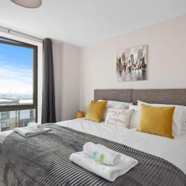 Spacious & Cosy, Netflix, Parking, Colindale Station, hotel a Hendon