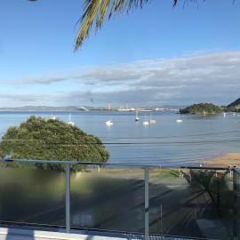 Taurikura Bay Relax and Explore, hotel in Whangarei Heads