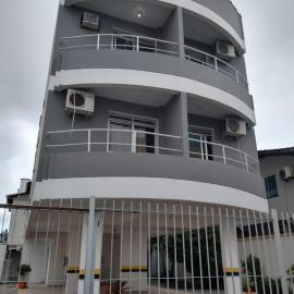 Apart HS e Residencial Baleia Franca, hotel din Florianópolis