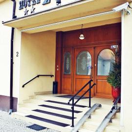 Hotel Zorza, hotel em Namyslów