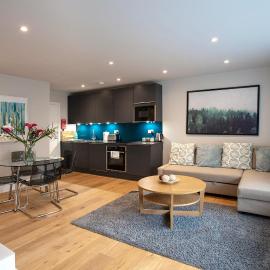 Hampden Apartments - The Edward, hotel Windsorban