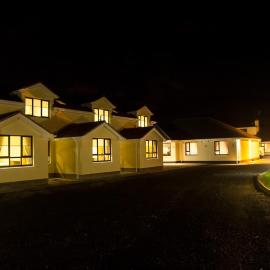 Hillview Self Catering، فندق في Lusk