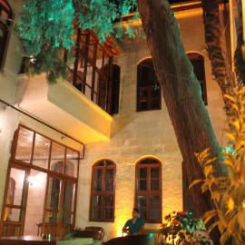 Duran Aga Konagi, hotell sihtkohas Şahinbey
