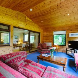 The Buzzard Lodge 2 bedroom sleeps up to 4, khách sạn ở Crianlarich