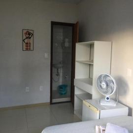 Hospedaria da Cris, hotel in Praia do Forte