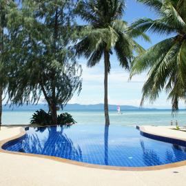 Sarana Bungalows, hotell i Baan Tai