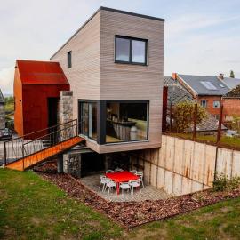 Amazon Corten, hotel i Marche-en-Famenne